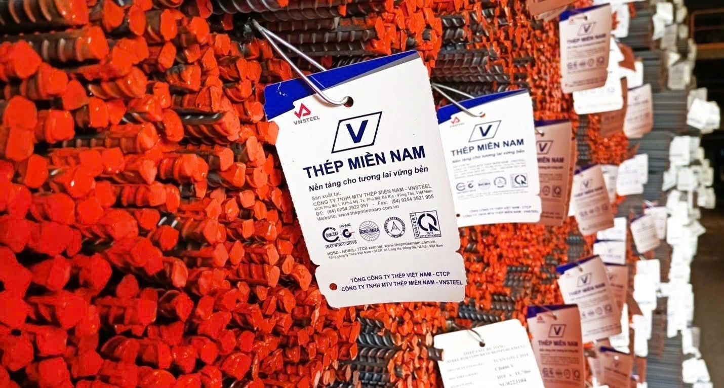 Sân vận động Hùng Vương là một trong những minh chứng cho năng lực triển khai các công trình nhịp lớn của Thép Miền Nam.