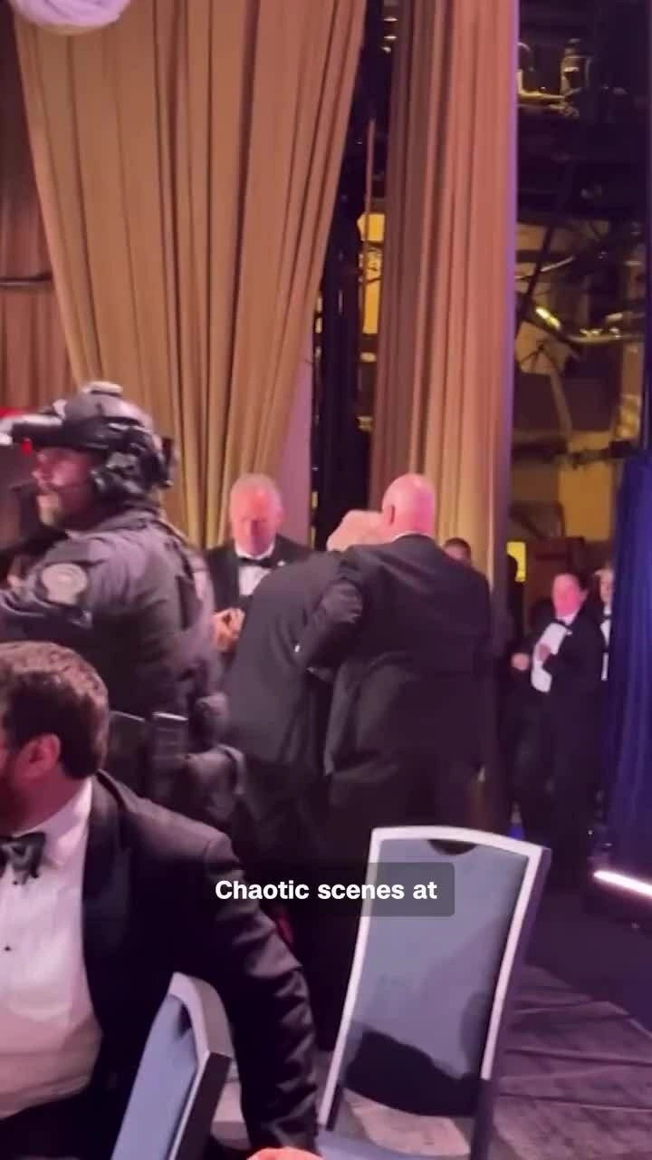 Diễn biến vụ nổ súng tại bữa tiệc báo chí ở khách sạn Washington Hilton ngày 25/4. Video: CNN