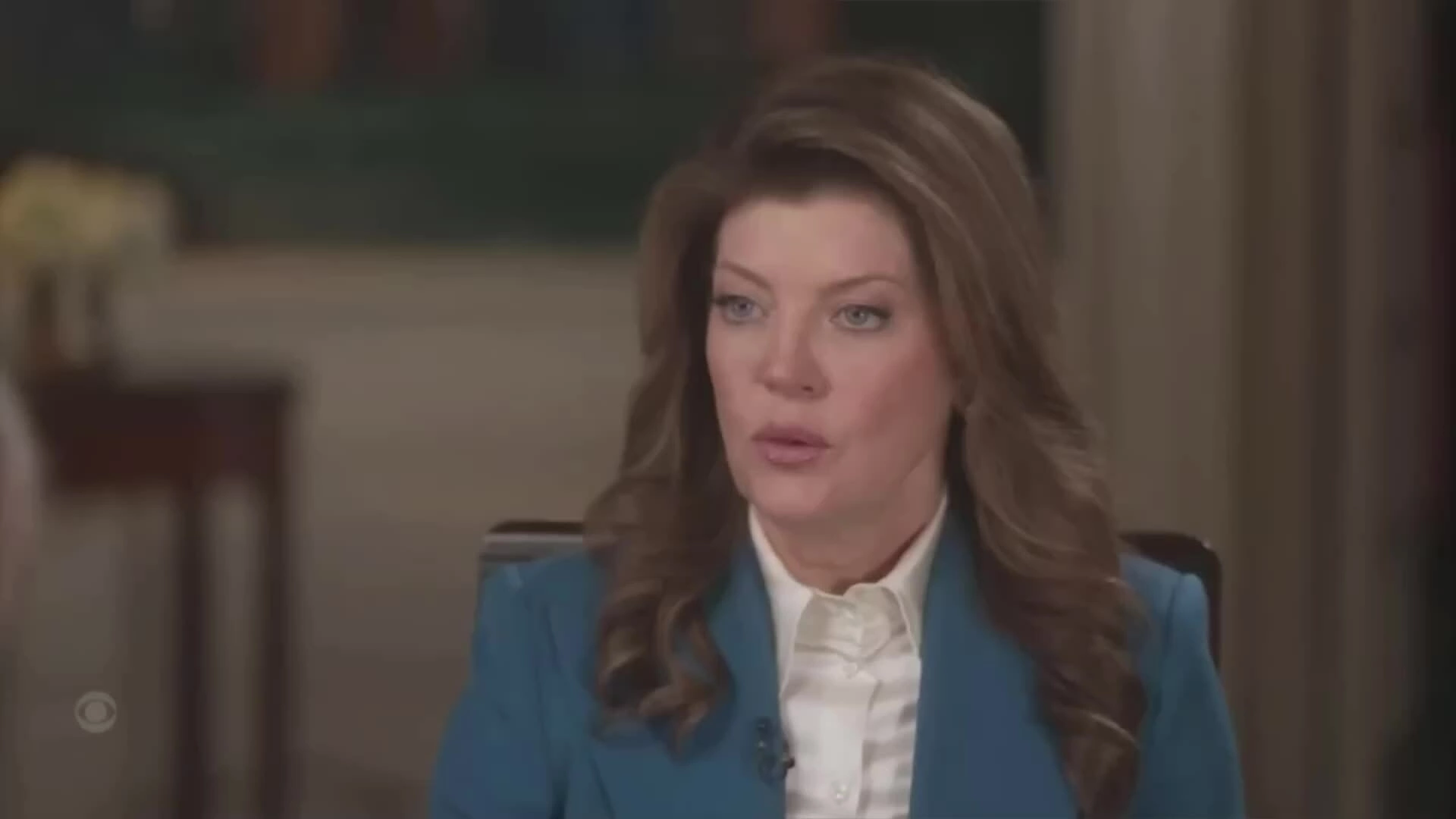 Ông Trump chỉ trích phóng viên CBS News vì đọc tuyên bố của nghi phạm Allen. Video: CBS News